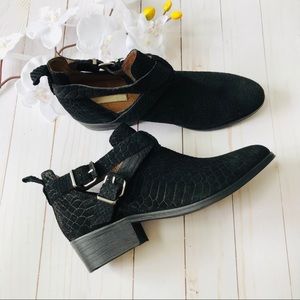 Genuine Suede Leather Cutout Buckle Ankle Chelsea Boots NWOB - Never Worn 8.5